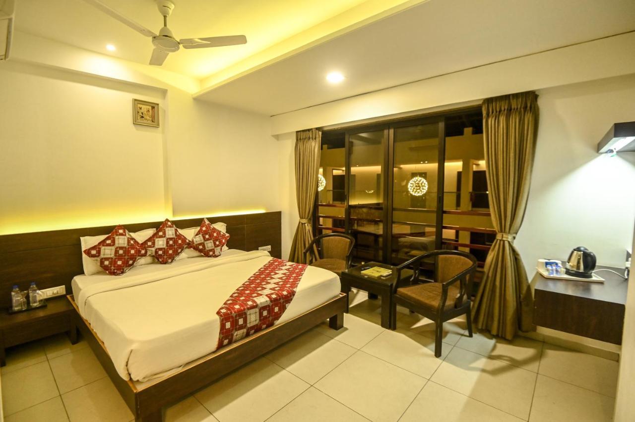 The Divine Resort Somnāth Eksteriør bilde